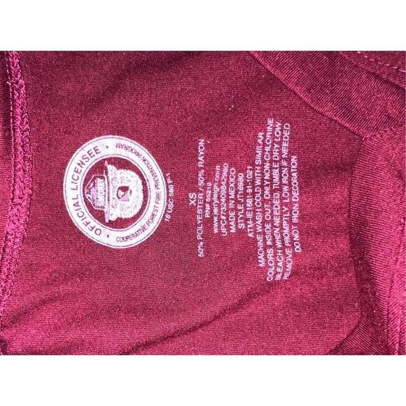 Smokey the Bear T-Shirt Top Size L Maroon Graphic Short Sleeve V-Neck - Picture 3 of 3
